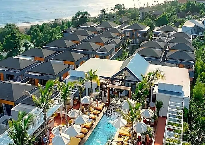 Secana Beachtown & Hotel