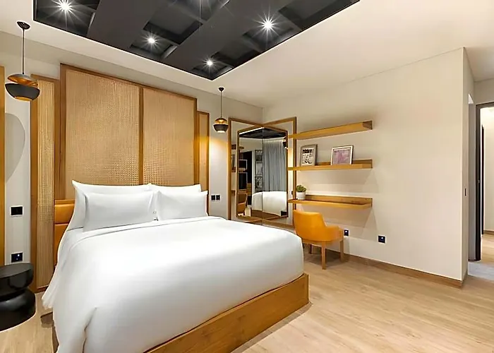 Secana Beachtown & Hotel