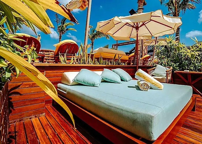 Secana Beachtown & Hotel