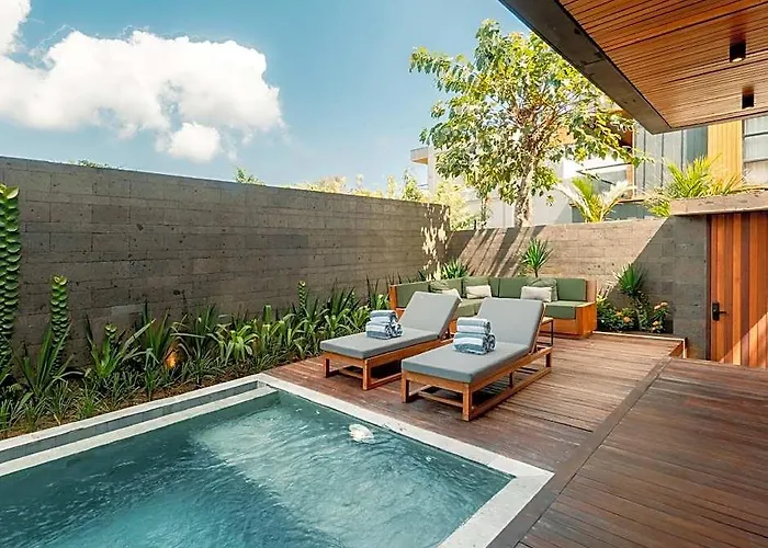 Secana Beachtown & Hotel 5*