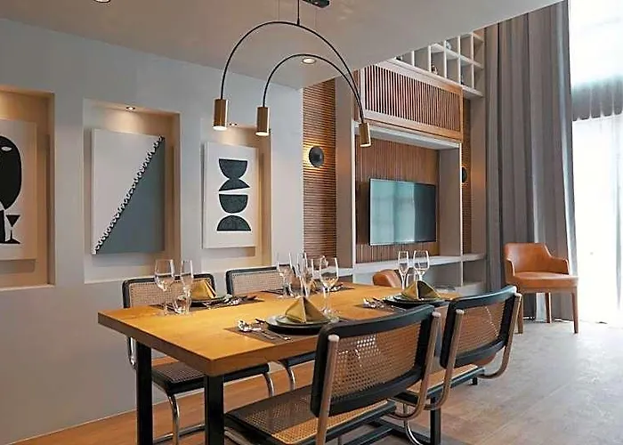 Secana Beachtown & 5* Canggu (Bali)