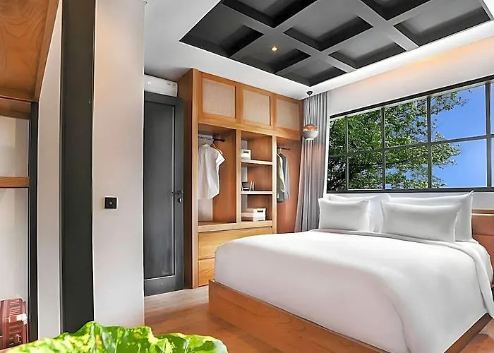 Secana Beachtown & 5* Canggu (Bali)